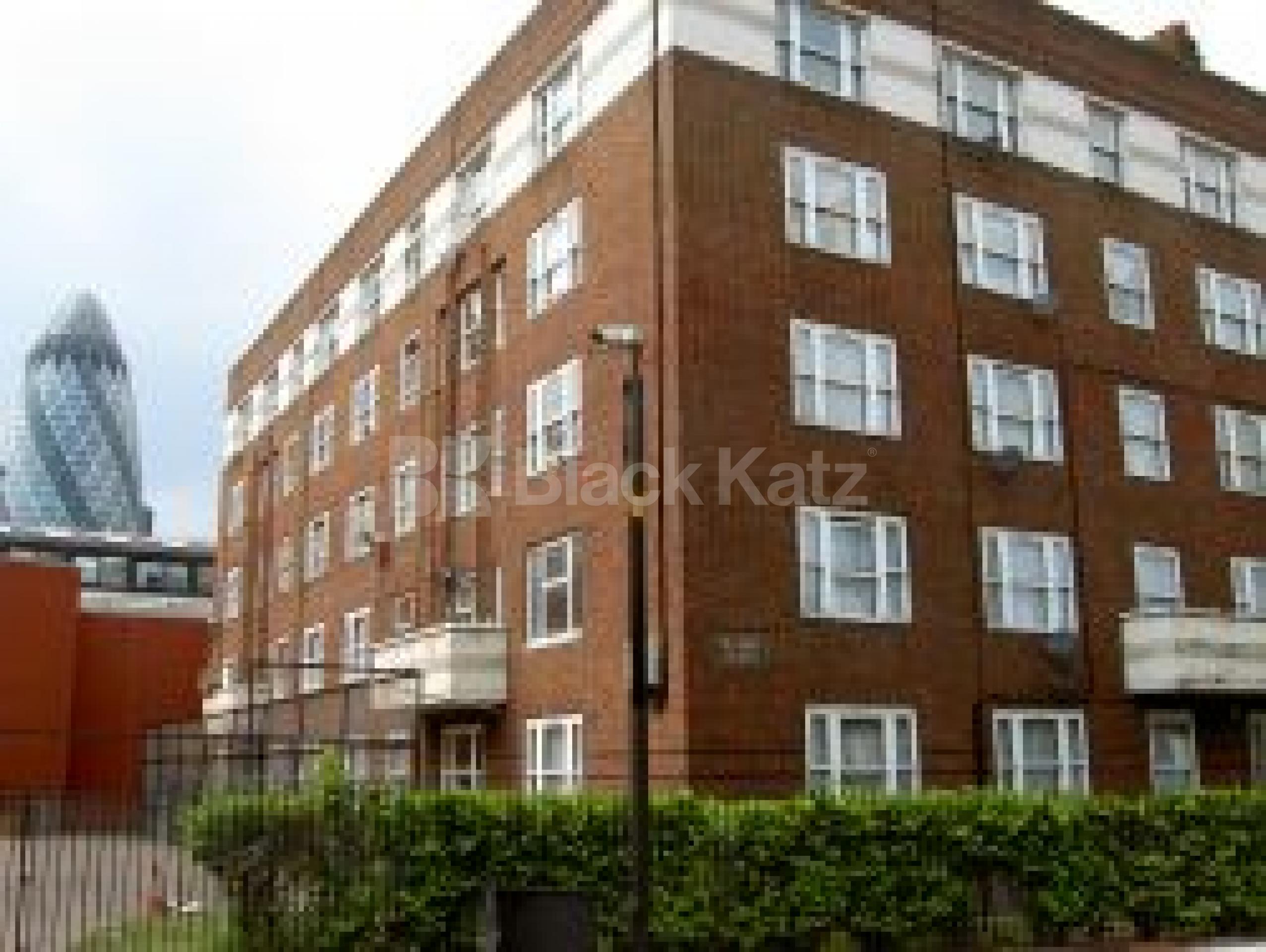 			2 Bedroom, 1 bath, 1 reception Flat			 Old Castle Street, SPITALFIELDS / ALDGATE  E1